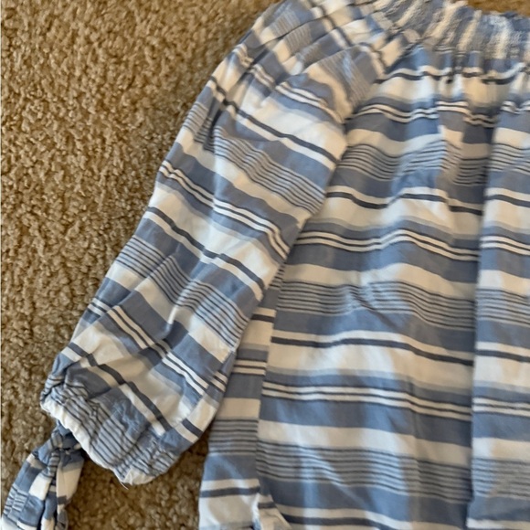 Striped Blouse - Picture 3 of 4